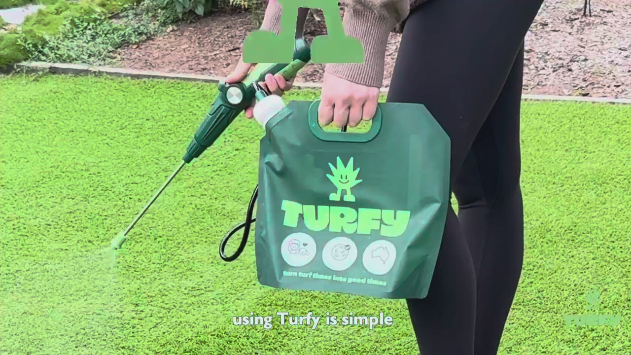 Demonstration video on how to use the starter and mega kit from Turfy to clean artificial grass
